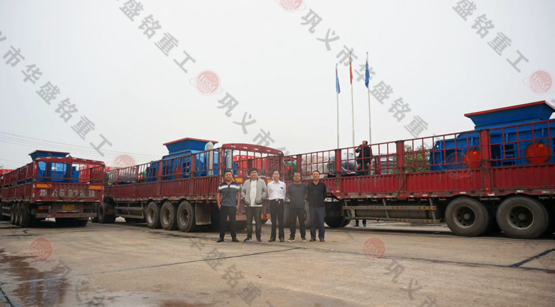 鄭州對輥破碎機(jī)廠家三臺(tái)連發(fā)